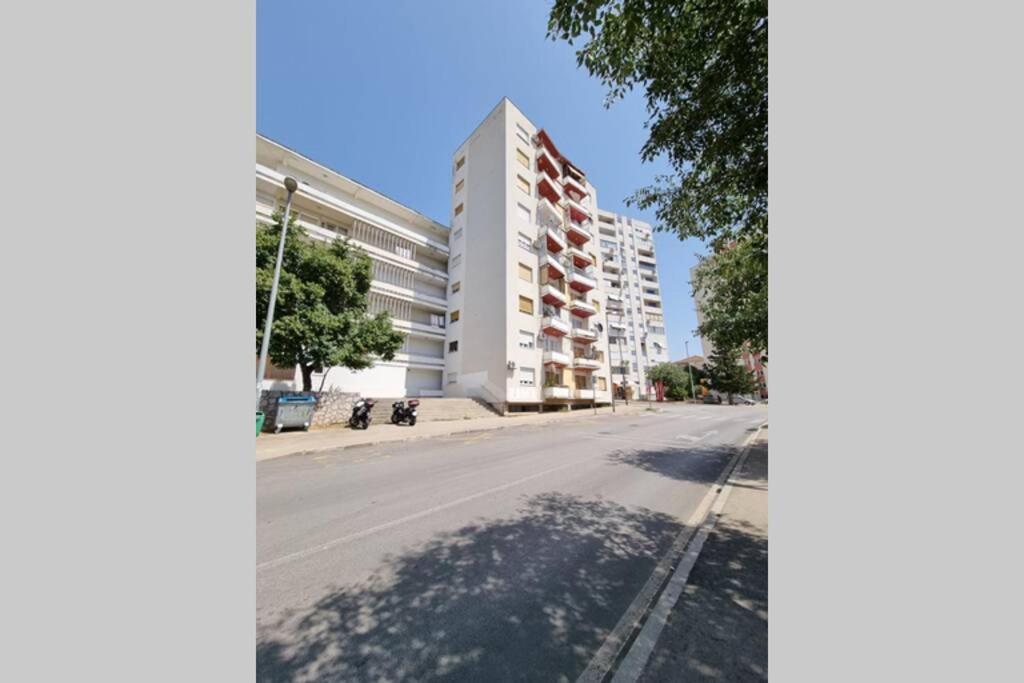 Apartment Madona シベニク エクステリア 写真